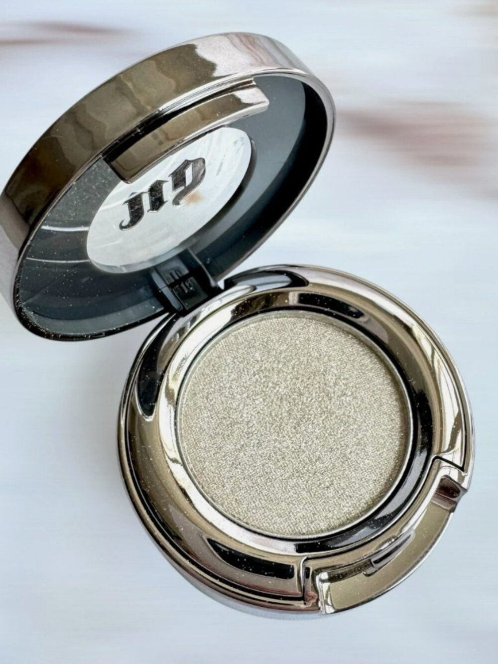 Urban Decay Maui Wowie Shimmer Eyeshadow